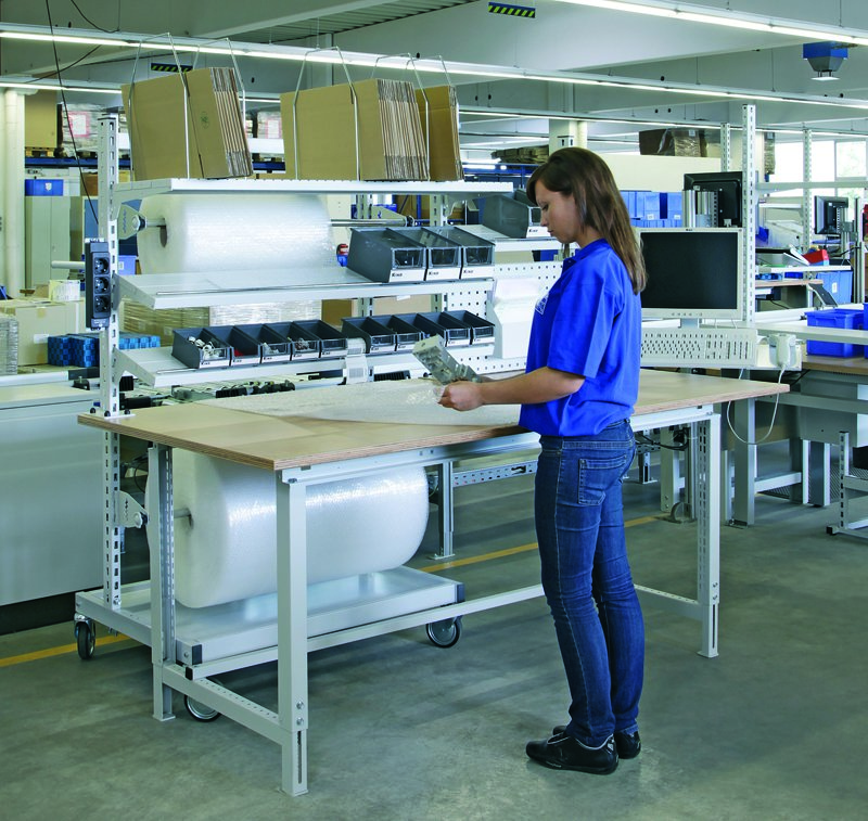 Industriemöbel - Packtisch höhenverstellbar - 02